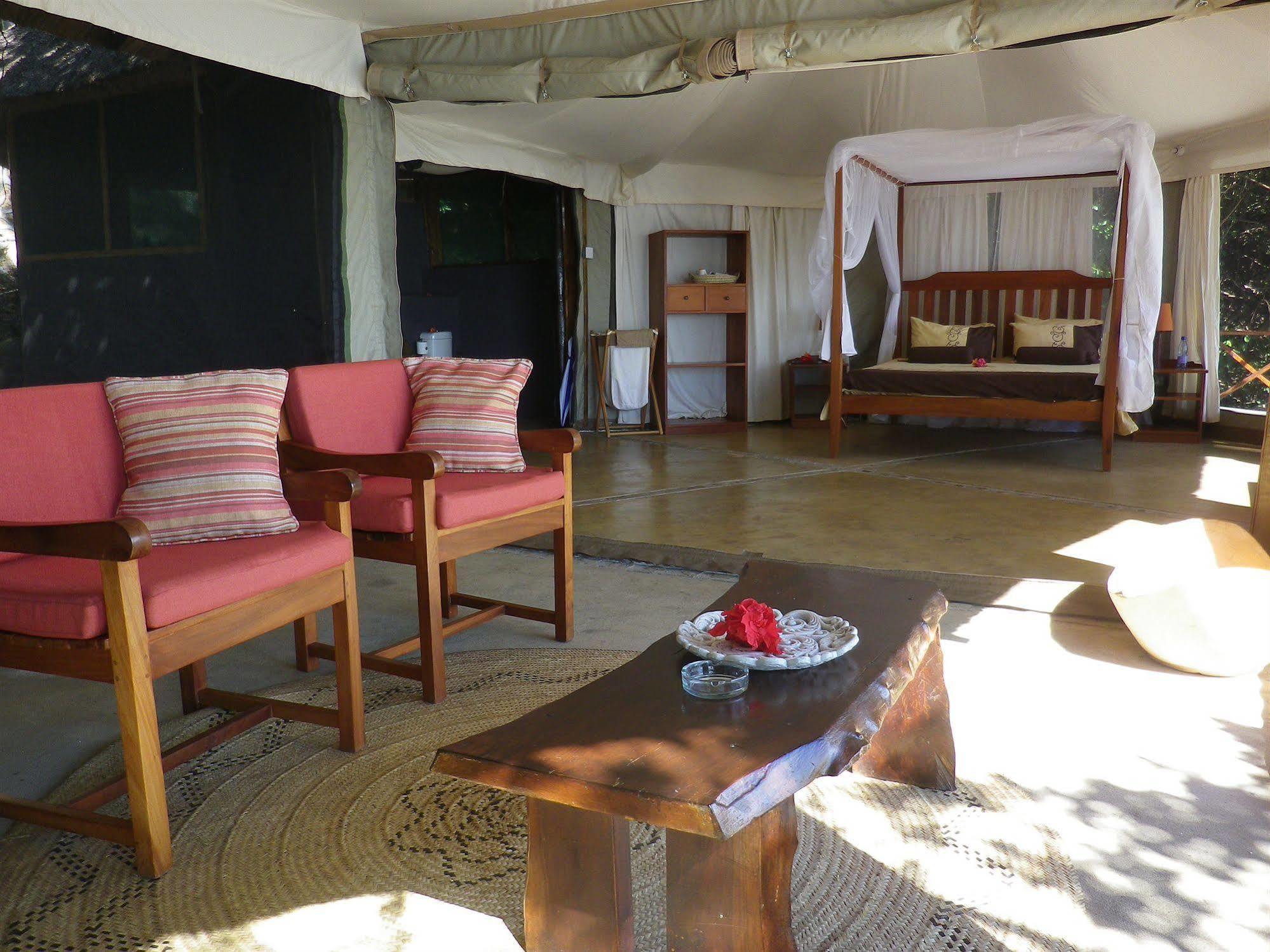 Blue Zebra Island Lodge Senga Dış mekan fotoğraf