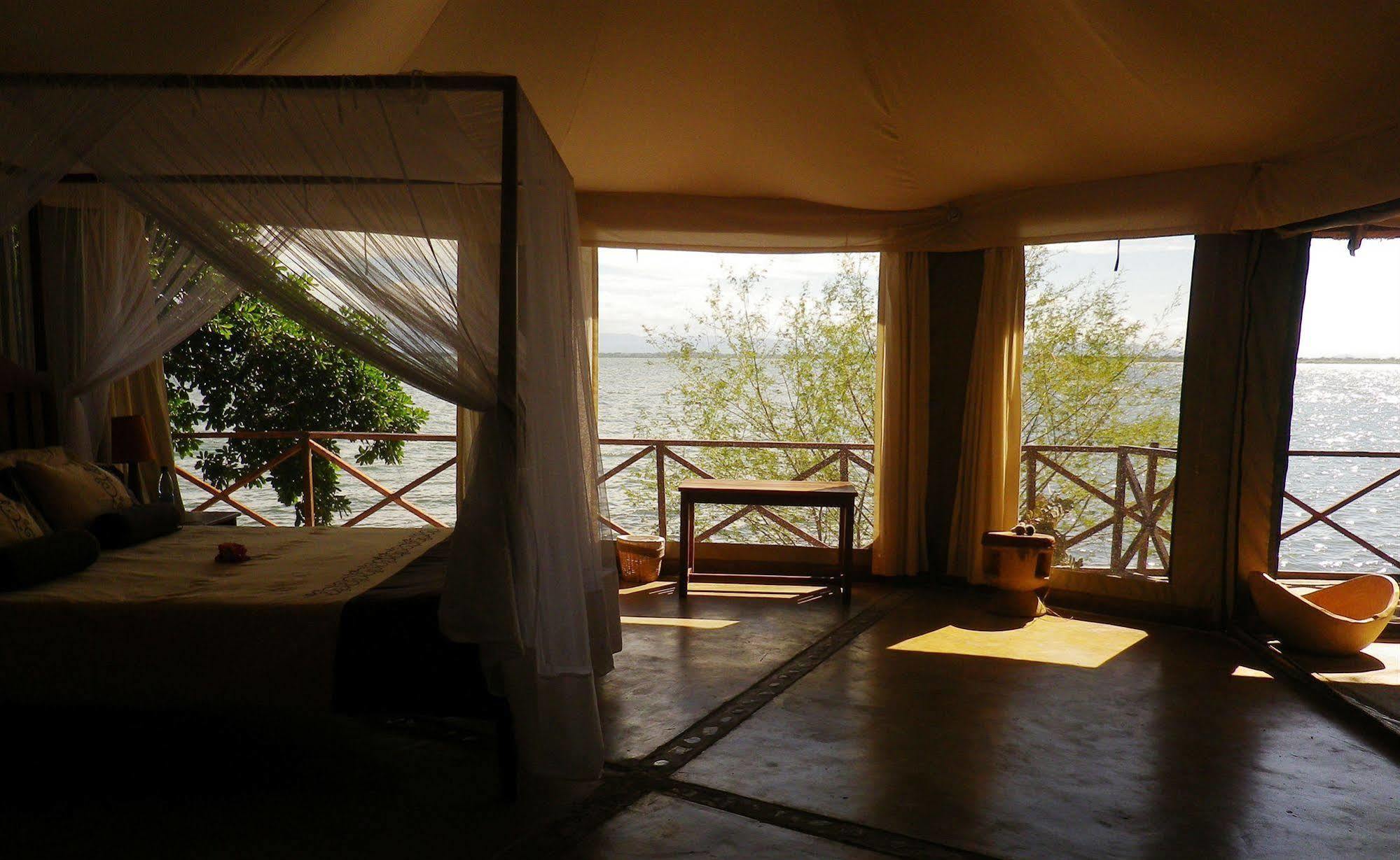 Blue Zebra Island Lodge Senga Dış mekan fotoğraf